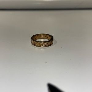 Size 6 ring